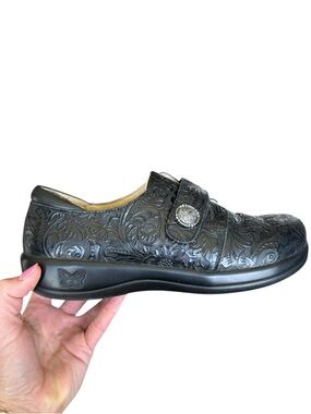 Alegria Leather Embossed Floral Clogs 10 Mary Jane Comfort Shoes Black Boho